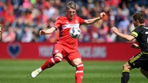 Schweinsteiger: Erster Sieg und Grüße nach München