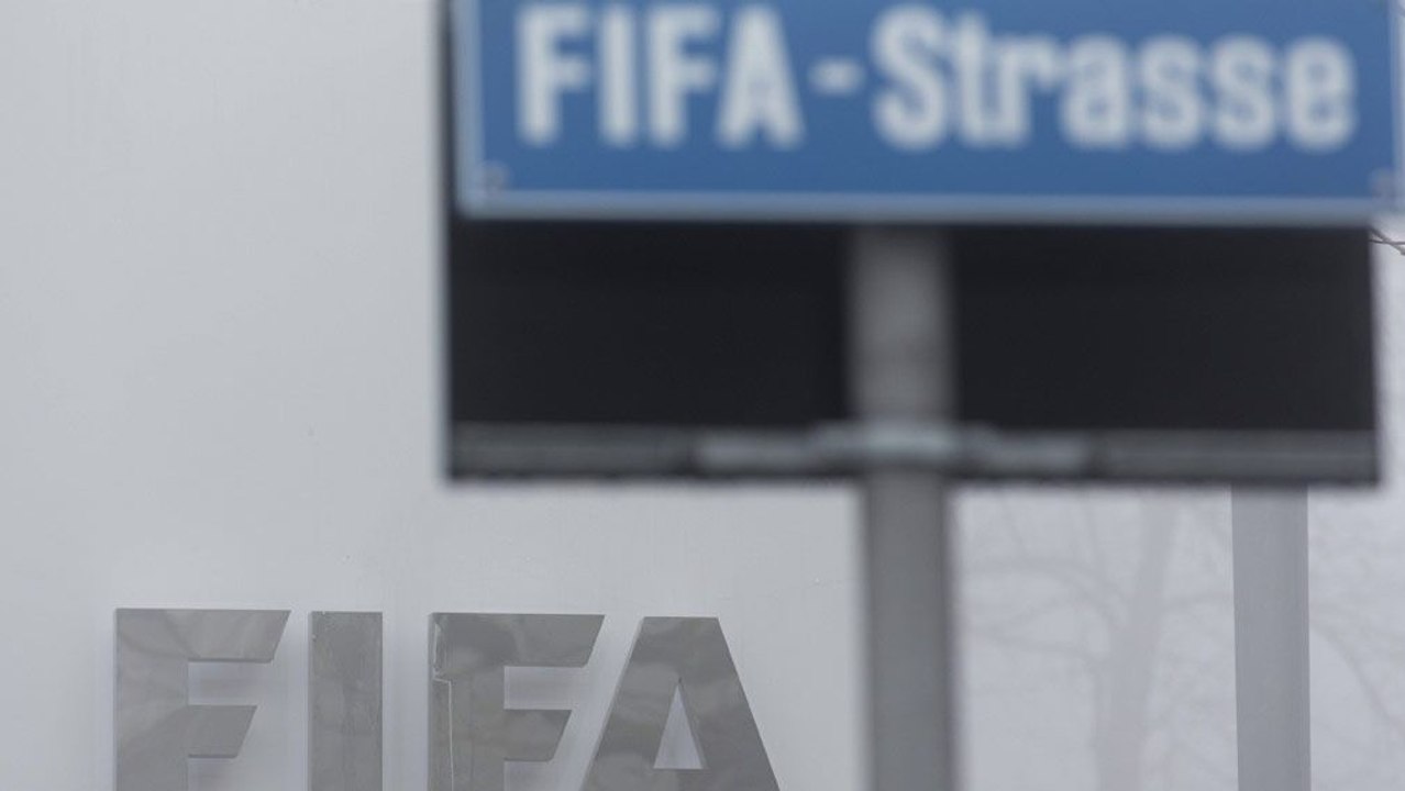 Im Schatten der Festnahmen - FIFA beschließt Reformen