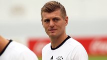 Verspätet, aber bestens entschuldigt: Kroos im EM-Modus