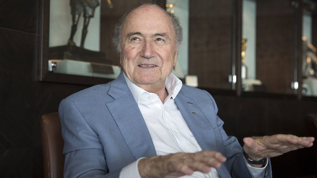 Blatter attackiert Platini wegen WM in Katar