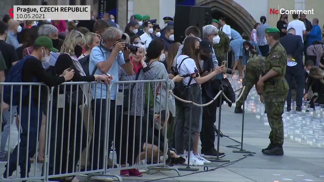 30 тысяч свечей в Праге в память о жертвах пандемии