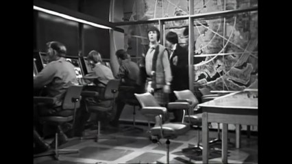 Doctor Who clásico Temporada 6 episodio 12 "The Invasion part 2" (subtítulos en español)