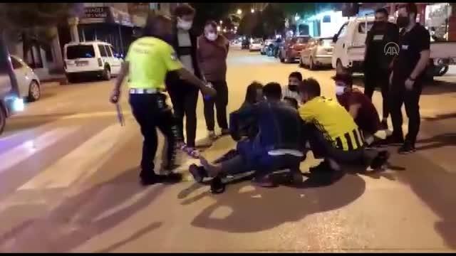 Taksi ile çarpışan motosikletin sürücüsü yaralandı