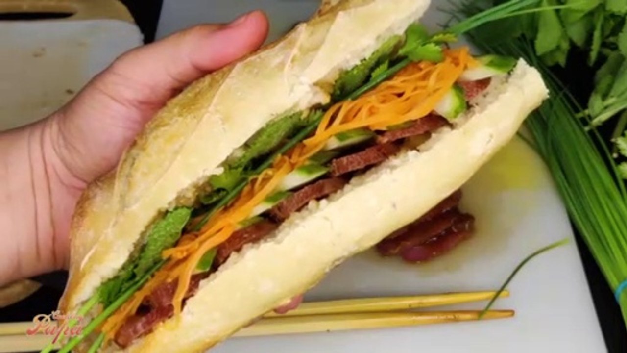 La recette du sandwich vietnamien (Banh Mi) au canard