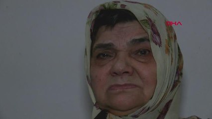 ÇORAPTA SAKLADIĞI ALTIN VE PARALARI DOLANDIRICIYA VERDİ