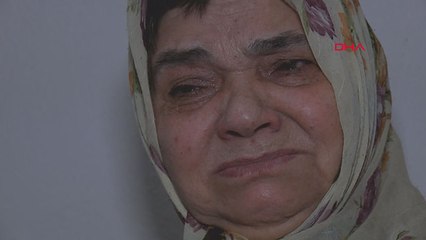 Çorapta sakladığı altın ve paraları dolandırıcıya verdi