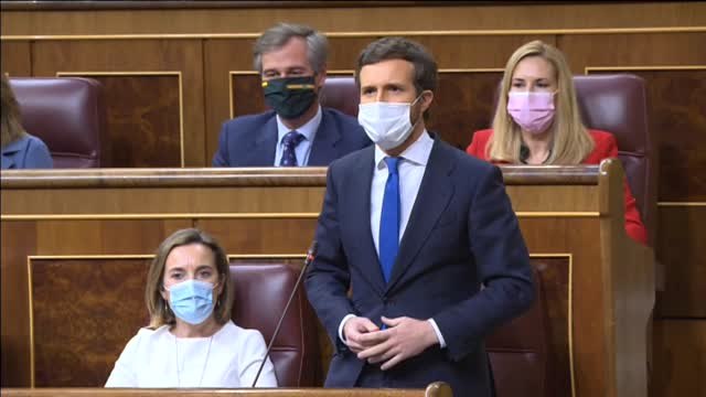 Casado a Sánchez: Deje de meter la cabeza en el suelo como una avestruz porque su empecinamiento cuesta vidas