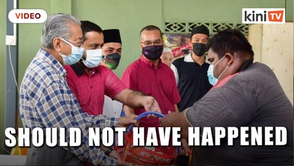 Dr Mahathir sorry after breaching SOP in Langkawi