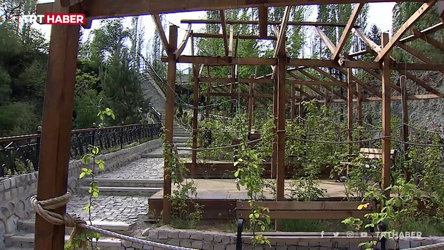 Tortum Şelalesi yeni çehresiyle ziyaretçilerini bekliyor