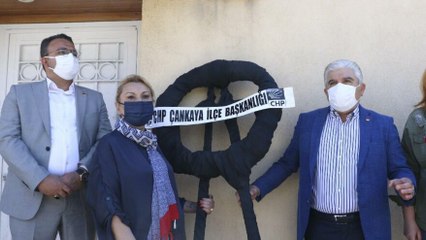 CHP'den İsrail Büyükelçiliği'ne siyah çelenk