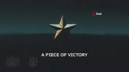 Ajax, şampiyonluk kupasını eritip taraftara dağıttı!