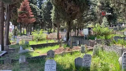 Tam kapanma sürecinde mezarlıklar arefe günü boş kaldı