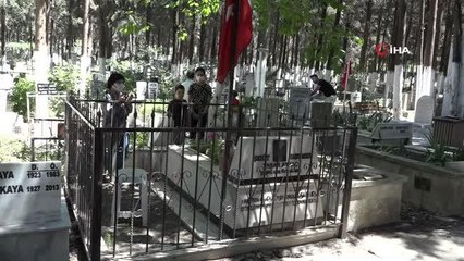 -Kuşadası'nda şehitlikler boş kalmadı