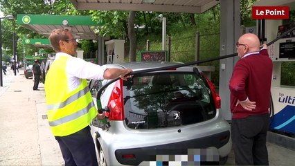 Pénurie d'essence : petite reprise dans cette station-service du 15e arrondissement de Paris.