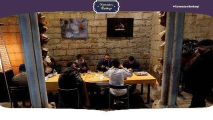 Indahnya Toleransi, Muslim Barcelona Buka Puasa di Gereja Katolik