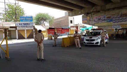 कोविड नियमों के पालना की सख्ती, बिना वजह घूमने पर समझाया, घर में रहो