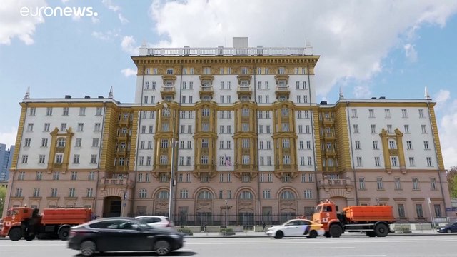 Посольство США в Москве прекратило выдачу виз россиянам