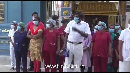 உலக செவிலியர்கள் தினத்தை முன்னிட்டு ஊரக வளர்ச்சிதுறை அமைச்சர் தா.மோ.அன்பரசன் செங்கல்பட்டு அரசு மருத்துவமனையில் பணிபுரியும் செவிலியர்களை சந்தித்து பூங்கொத்து கொடுத்து வாழ்த்து தெரிவித்தார்