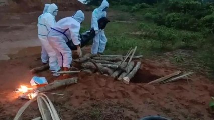 Crematorium workers are not insured, demanding vaccine