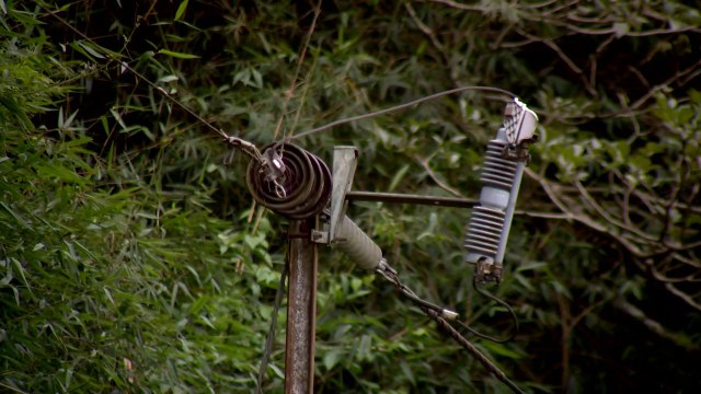 tn7-habitantes-de-san-antonio-de-escazu-cansados-de-cortes-electricos-120521