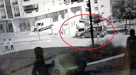 - Samsun'da iki kişinin yaralandığı kaza güvenlik kamerasında