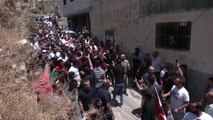İsrail askerleri tarafından öldürülen Filistinlinin cenaze töreni