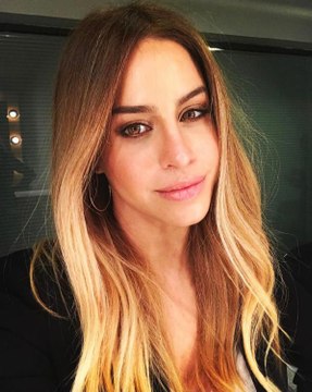 Oyuncu Büşra Pekin'in babası hayatını kaybetti