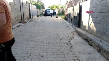 MERSİN ÇOCUKLARIN KAVGASINA AİLELER DE KARIŞTI: 1'İ POLİS 2 YARALI