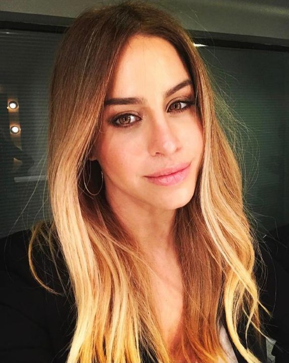 Oyuncu Büşra Pekin'in babası hayatını kaybetti