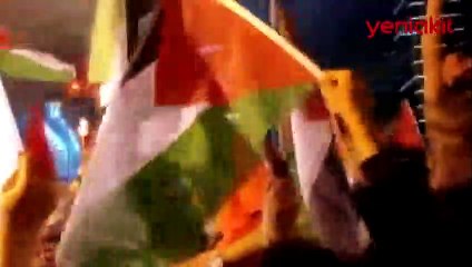 İsrail Başkonsolosluğu önünde İsrail'e lanet yağıyor!