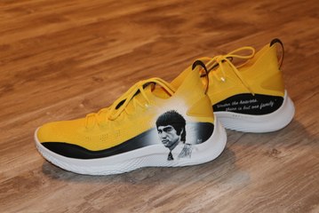 Stephen Curry Auctions Bruce Lee Shoes In Fight Against Asian Hate