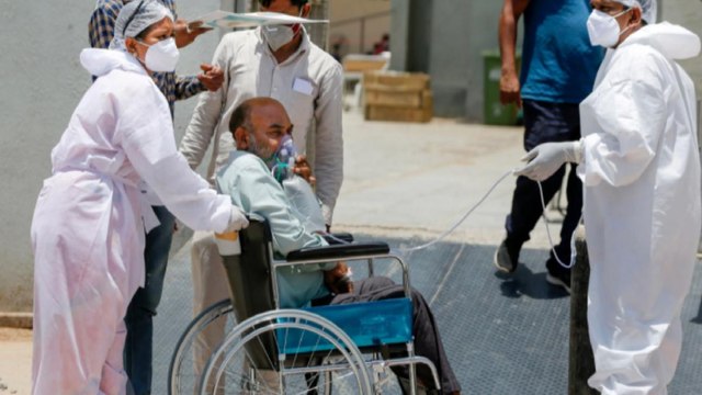 Country records over 3 lakh 48 thousand new corona cases