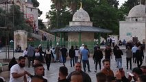 Palestinians mark Eid al-Fitr at al-Aqsa Mosque Compound