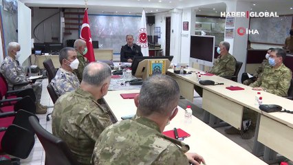 Bakan Akar: Pençe operasyonlarında 105 terörist etkisiz hale getirildi