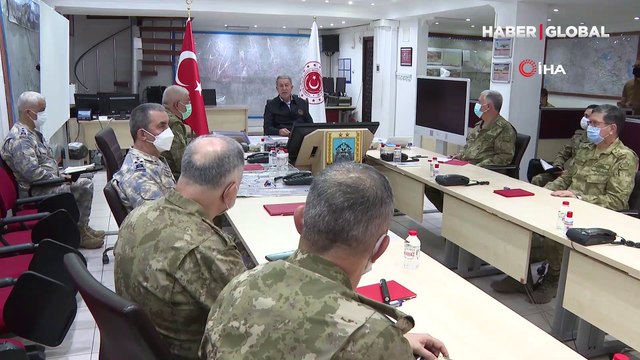 Bakan Akar: Pençe operasyonlarında 105 terörist etkisiz hale getirildi