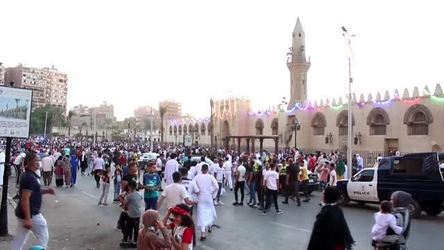 Mısır'da Ramazan Bayramı namazı Kovid-19 gölgesinde eda edildi