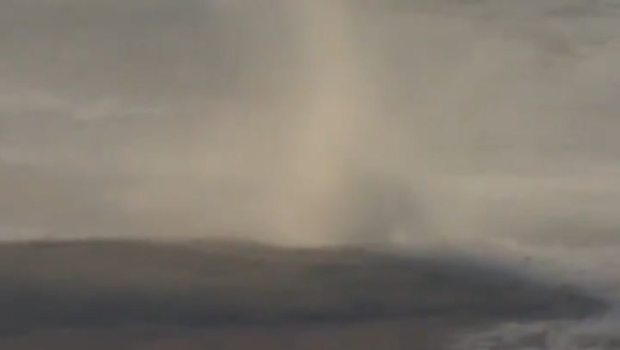 Large dust devil spotted in Canada