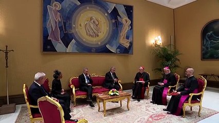 El papa recibió en el Vaticano al presidente argentino Alberto Fernández
