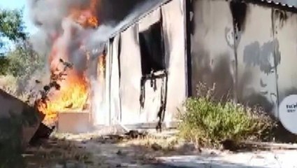 Patlayan parfüm kutusu, depo olarak kullanılan konteyneri küle çevirdi