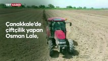 Çanakkaleli çiftçi tarlasına traktörüyle “Hayırlı Bayramlar” yazdı