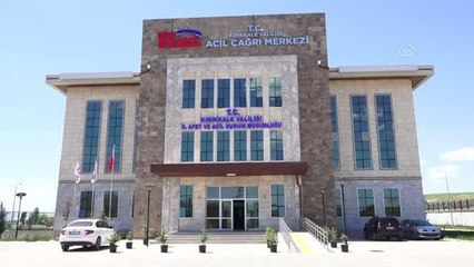 Kırıkkale Valisi Sezer, çalışan personeli ve şehit ailesini ziyaret etti