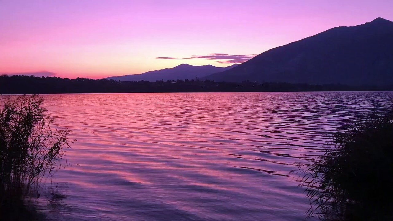 calming music for anxiety| Little Drunk, Quiet Floats| calming music for sleep| quiet music| quiet music for sleeping| calming music| lake quiet music| quiet music for the classroom by Rest In Peace