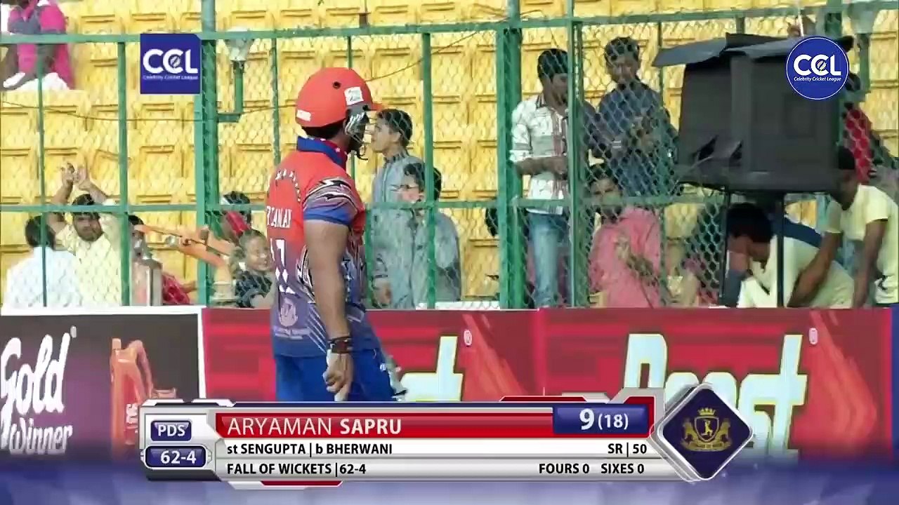 Sonu Sood Enjoys Hitting Massive Sixes Against Mumbai Heroes In Celebrity Cricket