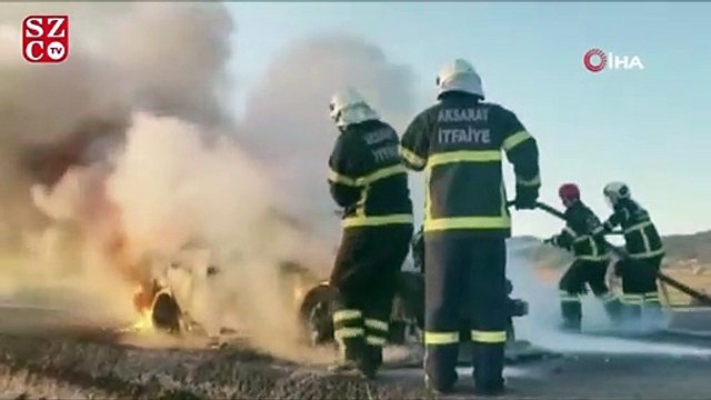 Seyir halindeyken alev alan araç küle döndü, sürücü son anda kurtuldu