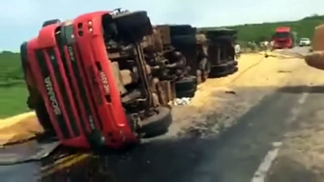 Pas de soucis on va le remonter ton camion... enfin presque