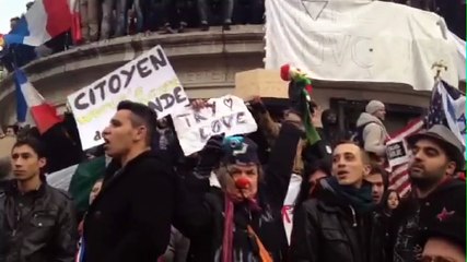 "La Marseillaise" chantée lors de la Marche Républicaine à Paris