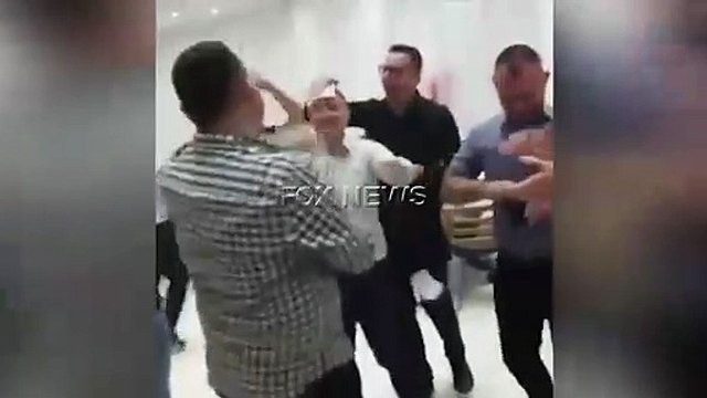 Zyrtarët e PS nuk kursehen, lekët tufa tufa në festën e fitores