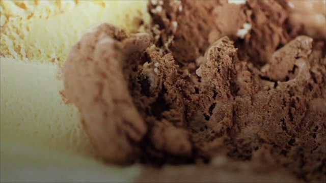 Blue Bell’s Decadent New Ice Cream Flavor Is Inspired by a Beloved Texas Dessert