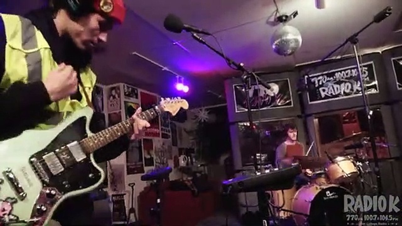 How To Make A Paper Pen Holder / Diy Paper Pen Holder / Easy Origami Tutorial