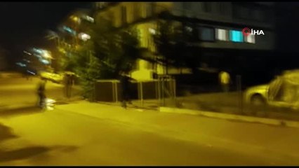 İntihardan vazgeçip ailesini rehin aldı: Genç şahsın kaçış anı kamerada